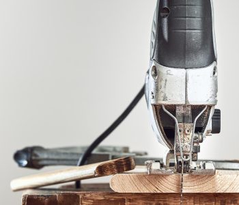 Guida_all_Utilizzo_delle_Frese_per_Legno_Gambo_8_mm_Scopri_i_Vantaggi_e_le_Tecniche_di_Lavorazione_b6fd35274b